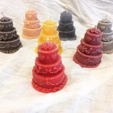 Wedding Cake Candles – Perfect Wedding Favours or Sweet Little Treats! £15 FOR 10 £55 FOR 50